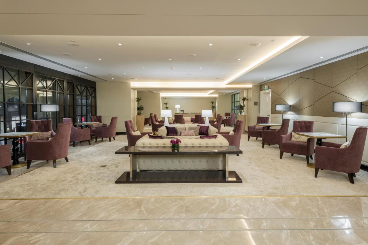 The Hotel Galleria Jeddah, Curio Collection By Hilton Exteriér fotografie The lounge at the airport