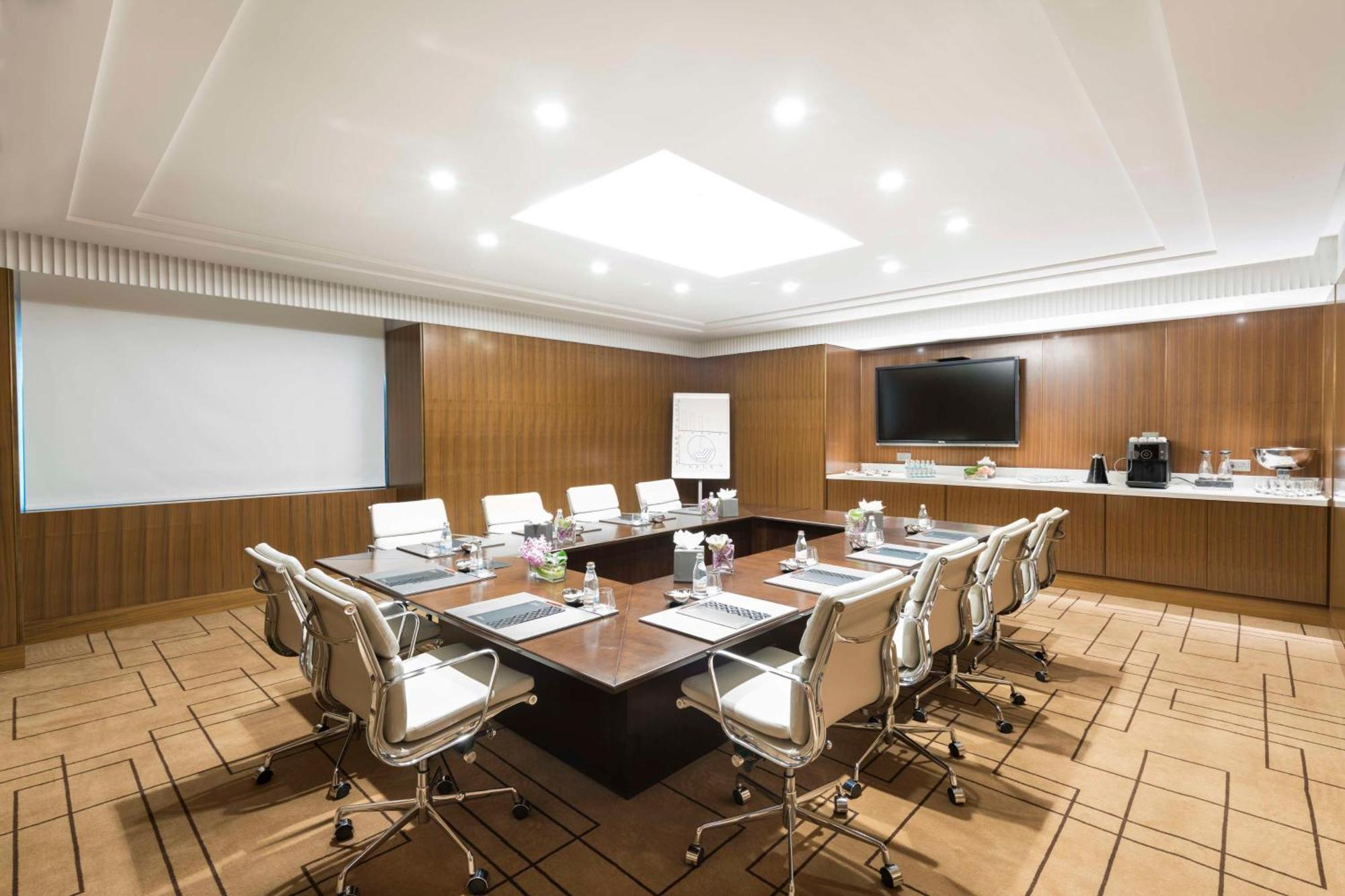 The Hotel Galleria Jeddah, Curio Collection By Hilton Exteriér fotografie Meeting room at the hotel