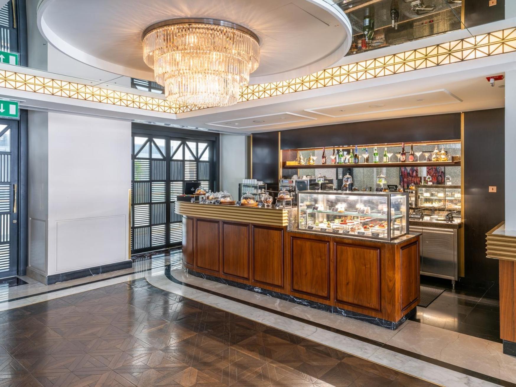 The Hotel Galleria Jeddah, Curio Collection By Hilton Exteriér fotografie The Café at the National Theatre